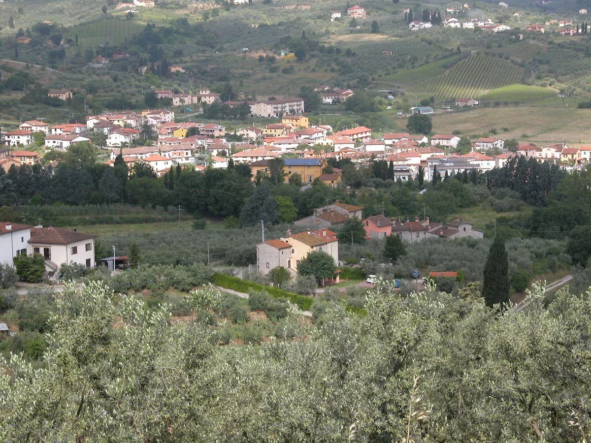 Podere Pagliaio 1 &mdash; Le colline del Montalbano dalla proprieta'